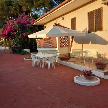 Villa Ada Leporano